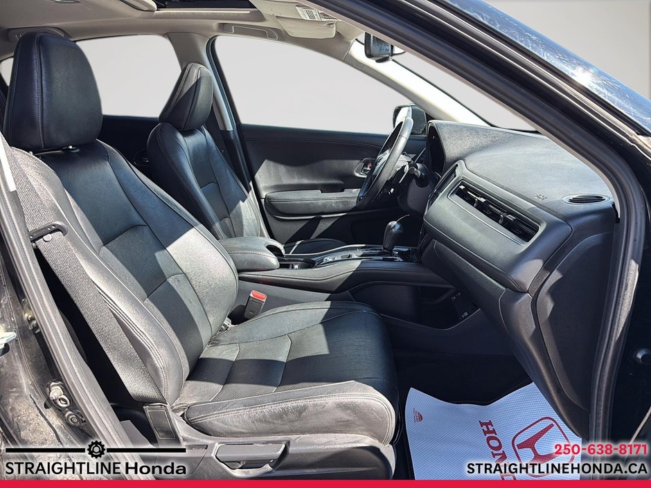 2022 Honda HR-V Touring-20