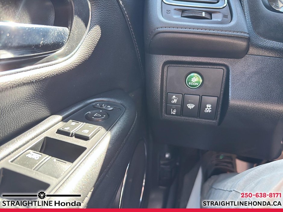 2022 Honda HR-V Touring-14