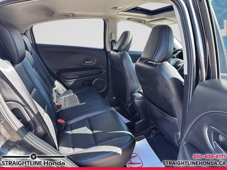 2022 Honda HR-V Touring-19