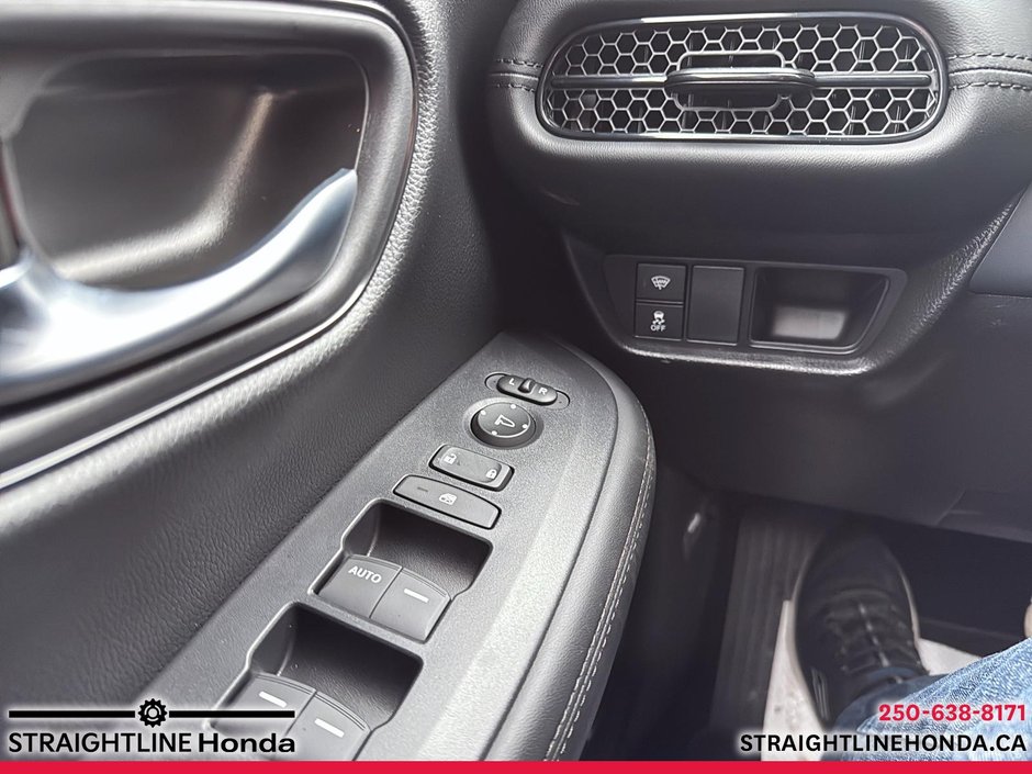 2026 Honda HR-V LX 4WD-13