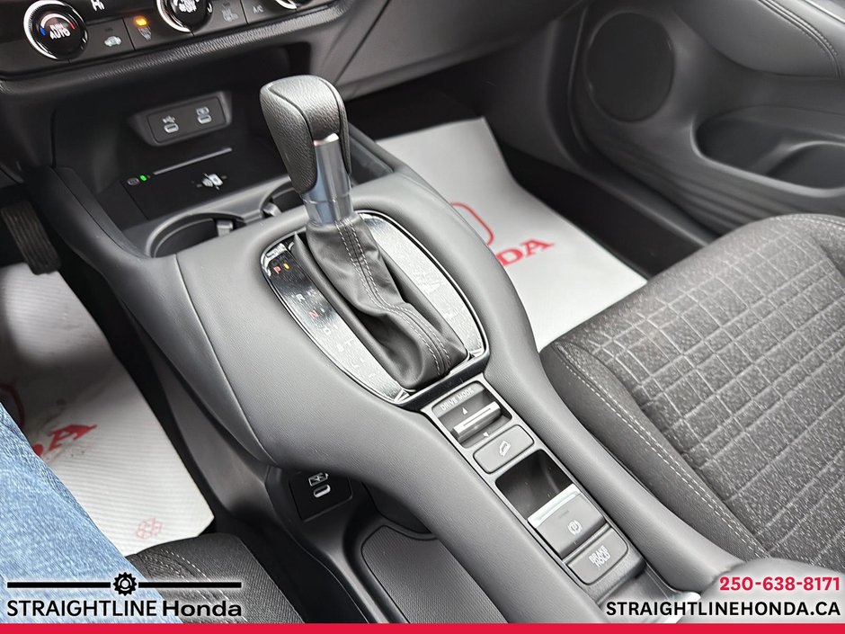 2026 Honda HR-V LX 4WD-12