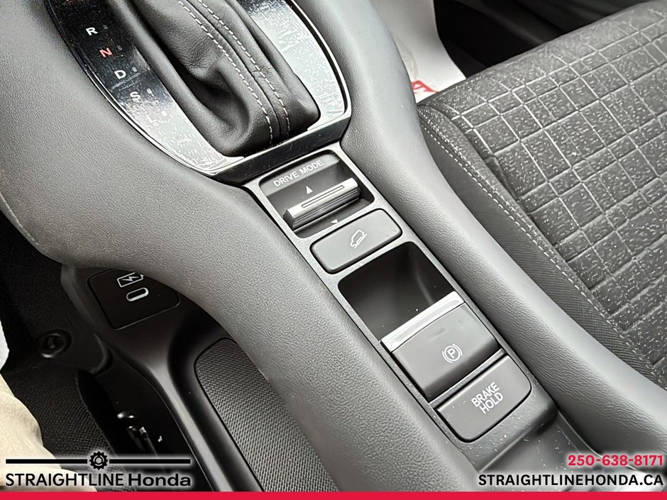 2026 Honda HR-V LX 4WD-17