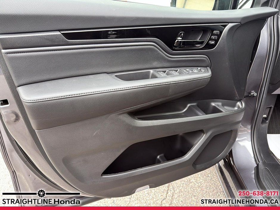 2025 Honda Odyssey TOURING-10