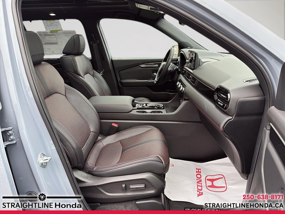 2025 Honda Pilot BLACK EDITION-22