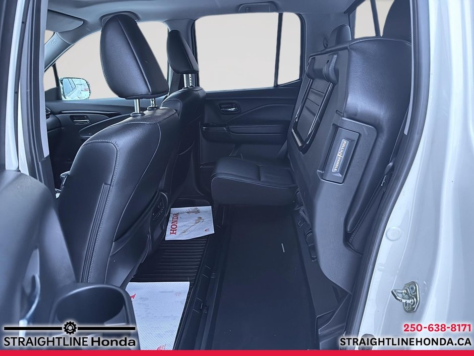 2017 Honda RIDGELINE Touring-17