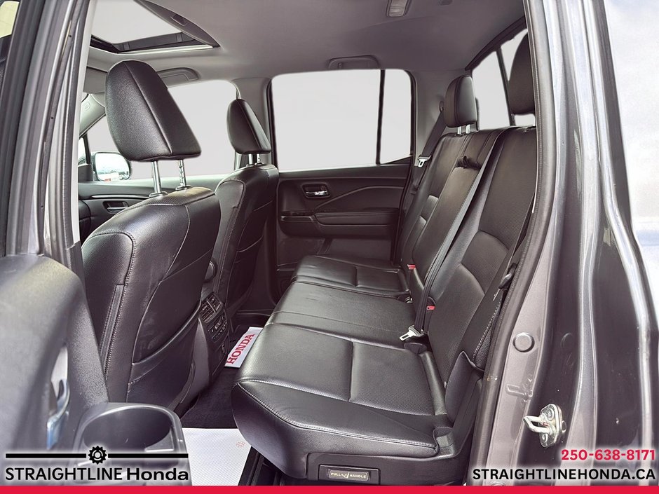 2019 Honda RIDGELINE Touring-19