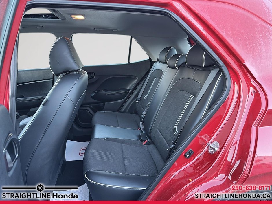 2020 Hyundai Venue Ultimate w/Black Interior-18