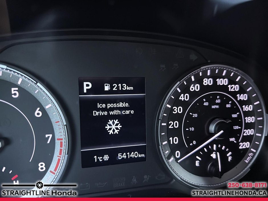 2020 Hyundai Venue Ultimate w/Black Interior-11