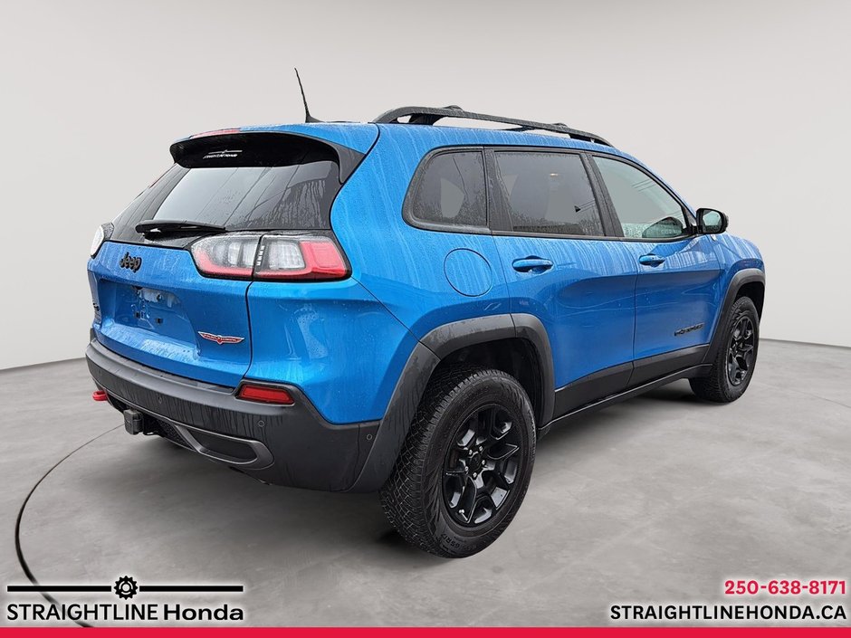 2023 Jeep CHEROKEE Trailhawk-20