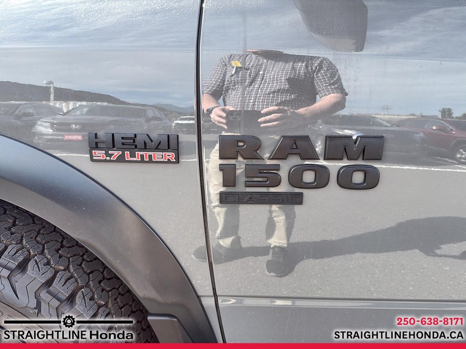 2022 Ram 1500 Classic Warlock-5