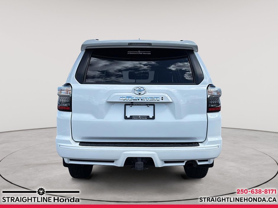 2024 Toyota 4Runner BASE-2