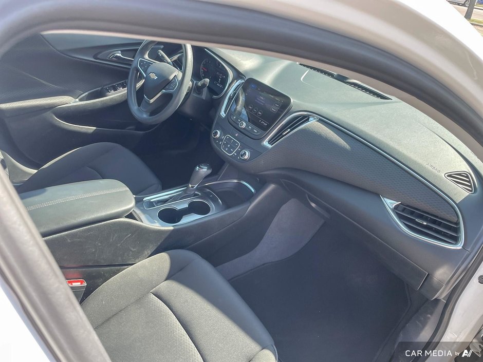 2019 Chevrolet Malibu LT-21