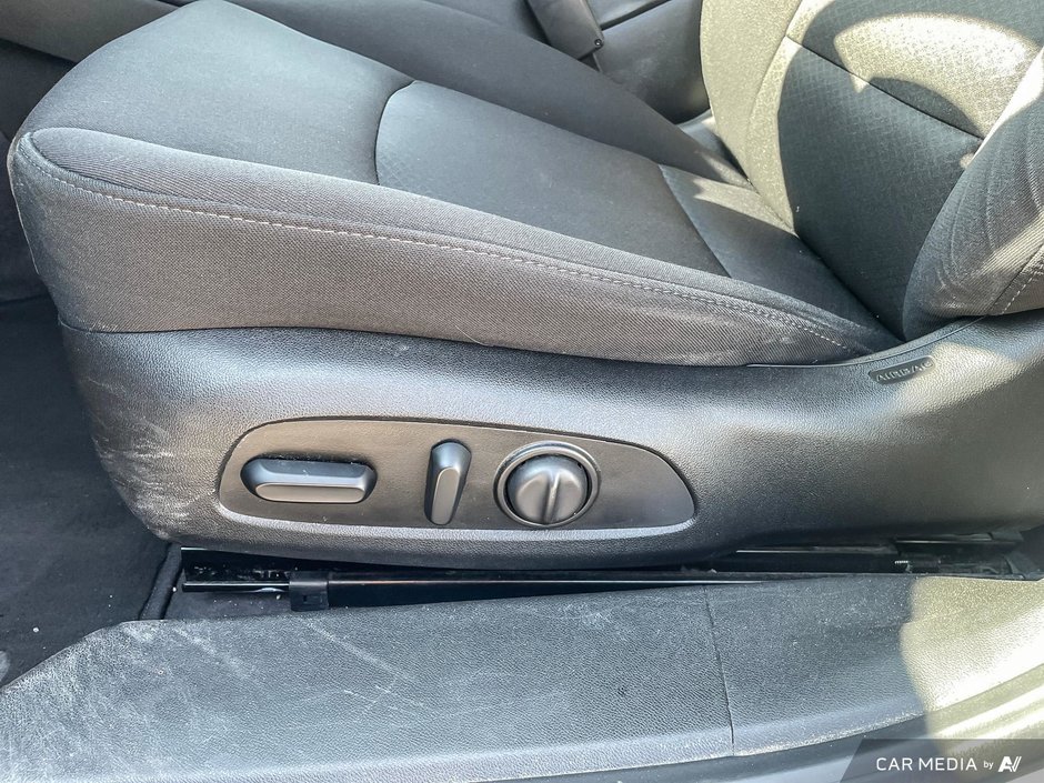 2019 Chevrolet Malibu LT-23