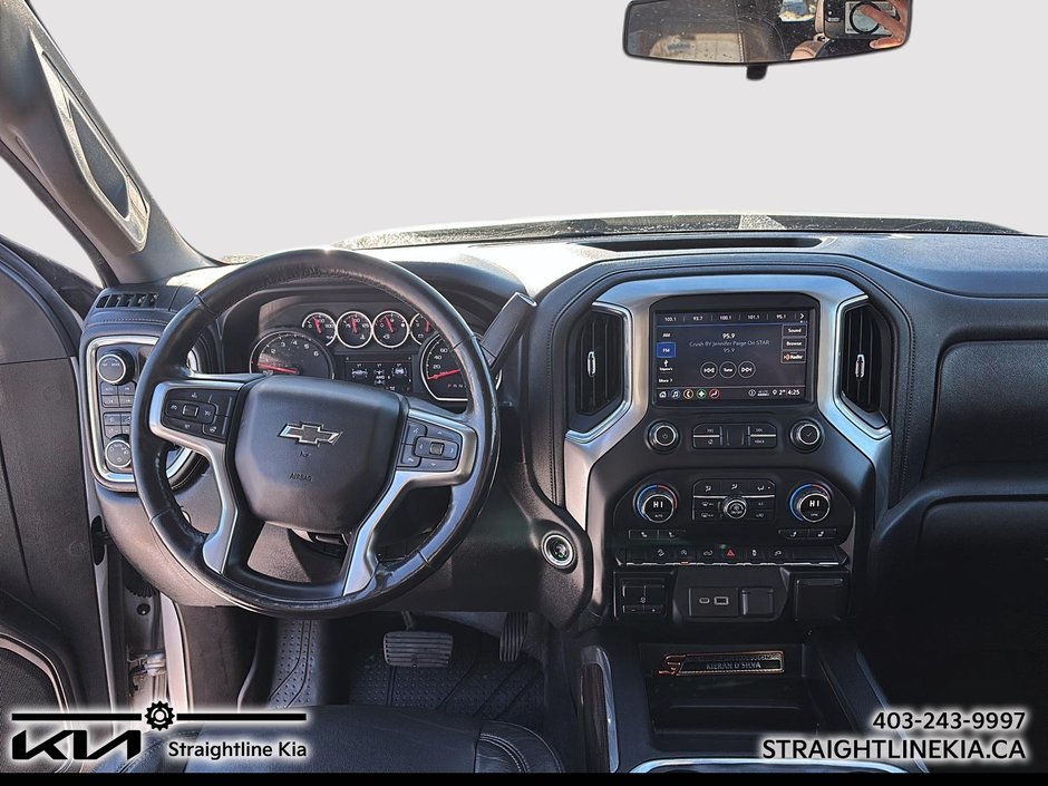 2020 Chevrolet SILVERADO 1500 RST-8