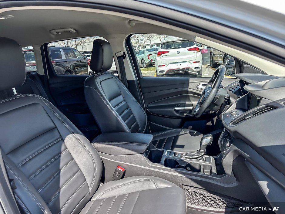 2019 Ford Escape SEL-9