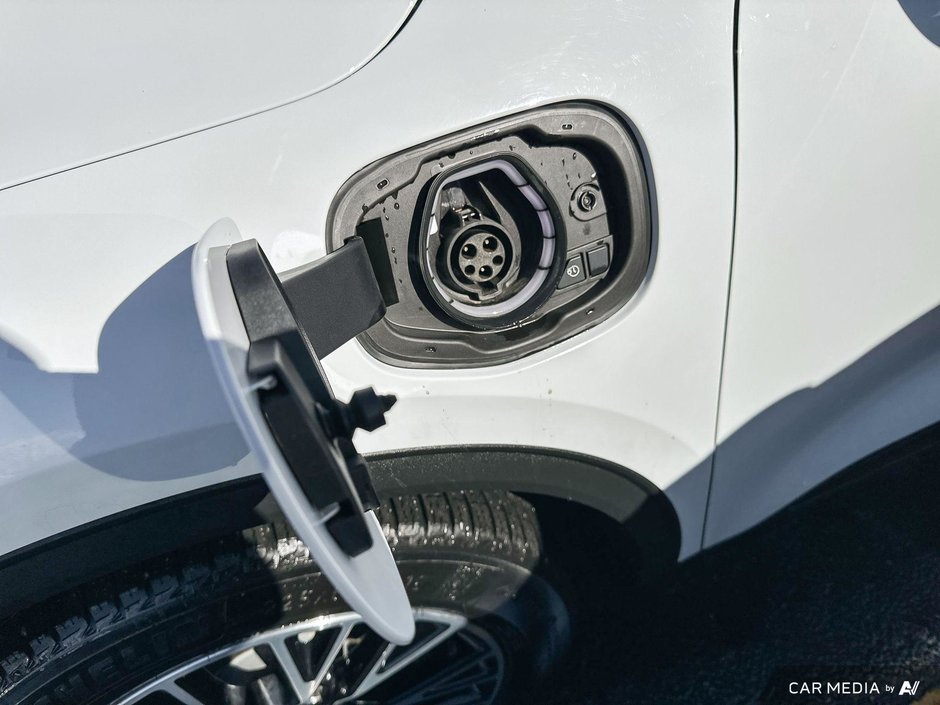 2023 Ford Escape PHEV-14