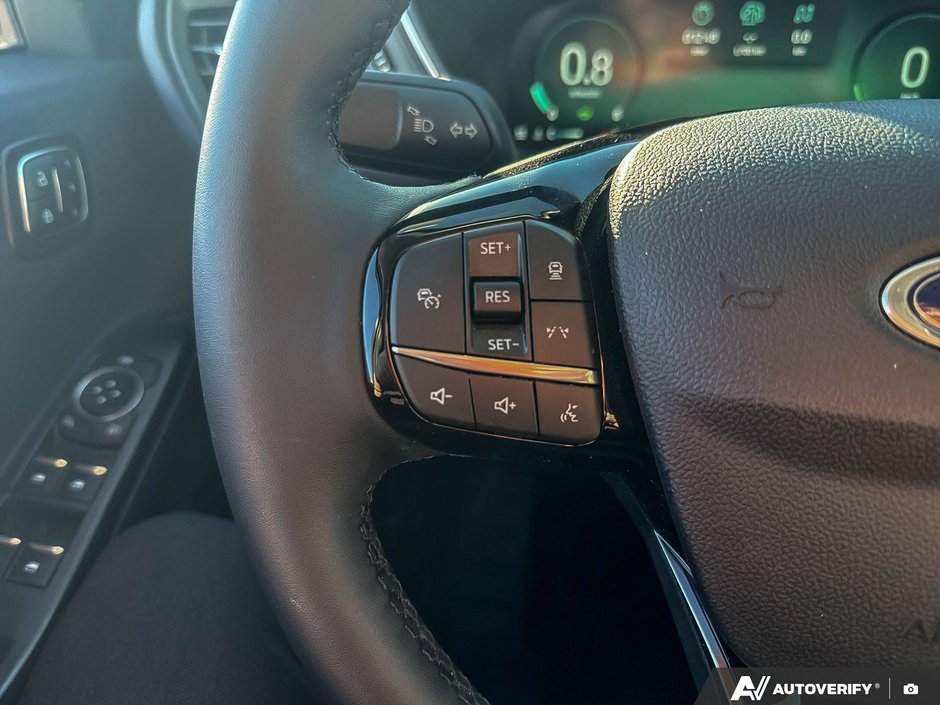 2025 Ford Escape PLATINUM-13