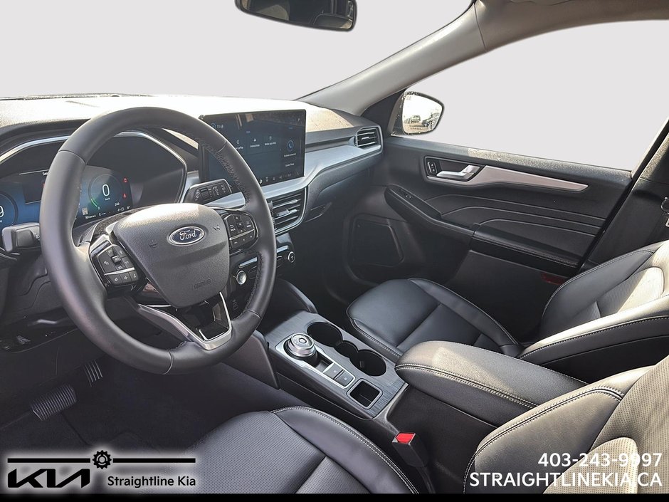 2025 Ford Escape PLATINUM-8