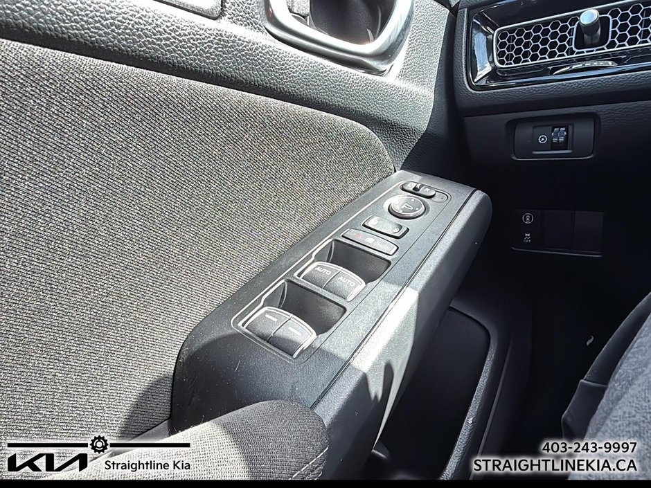 2023 Honda CIVIC HATCHBACK SPORT-9