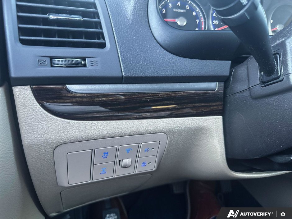 2011 Hyundai Santa Fe LIMITED-13