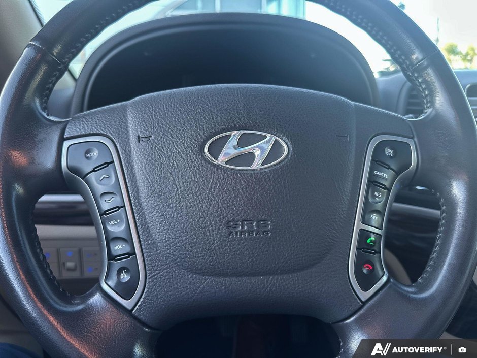 2011 Hyundai Santa Fe LIMITED-10