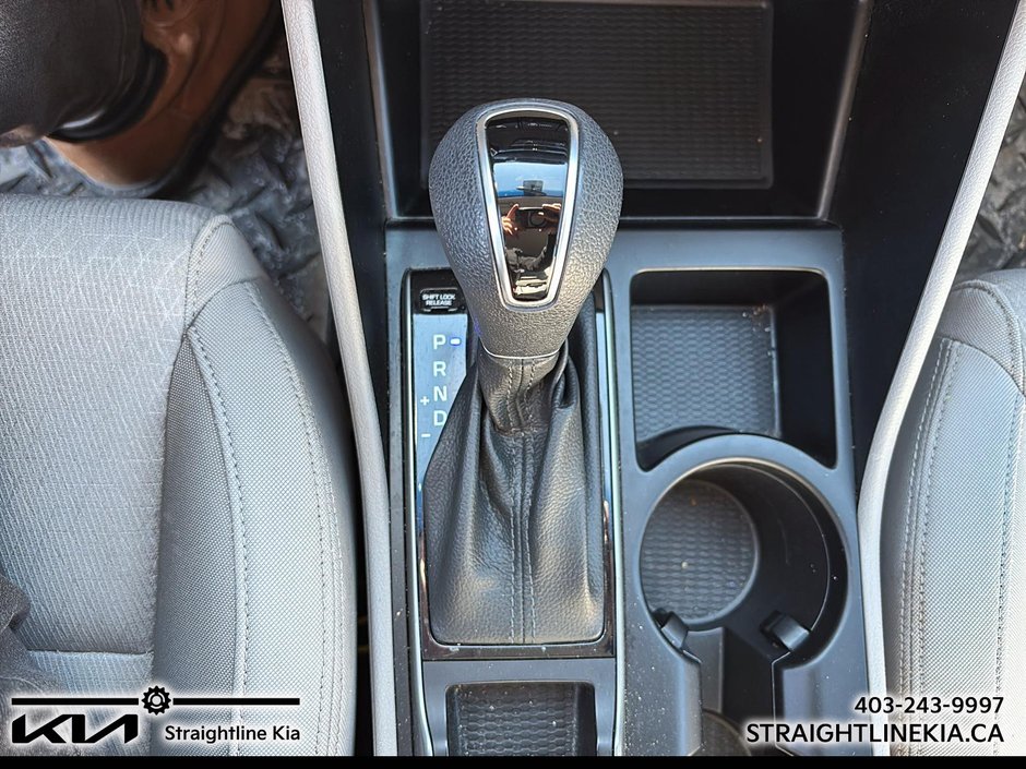 2017 Hyundai TUCSON Base-16