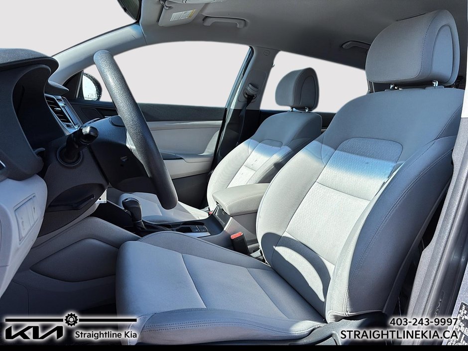 2017 Hyundai TUCSON Base-8