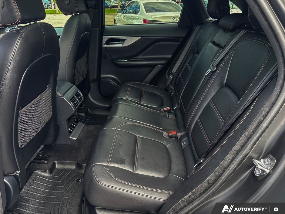 2019 Jaguar F-PACE PRESTIGE-13
