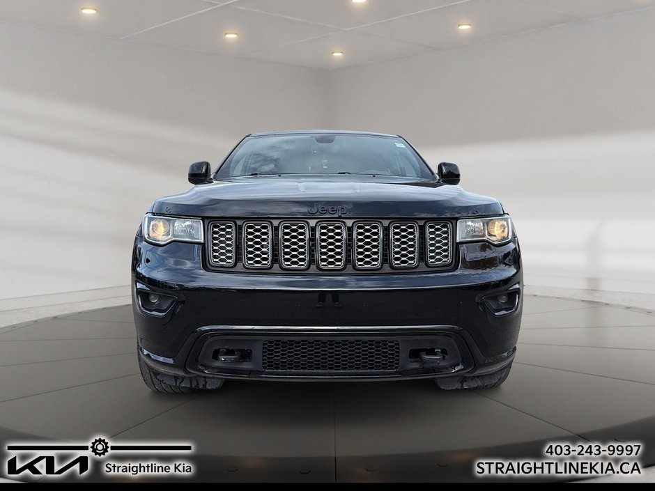 2018 Jeep GRAND CHEROKEE ALTITUDE IV-1
