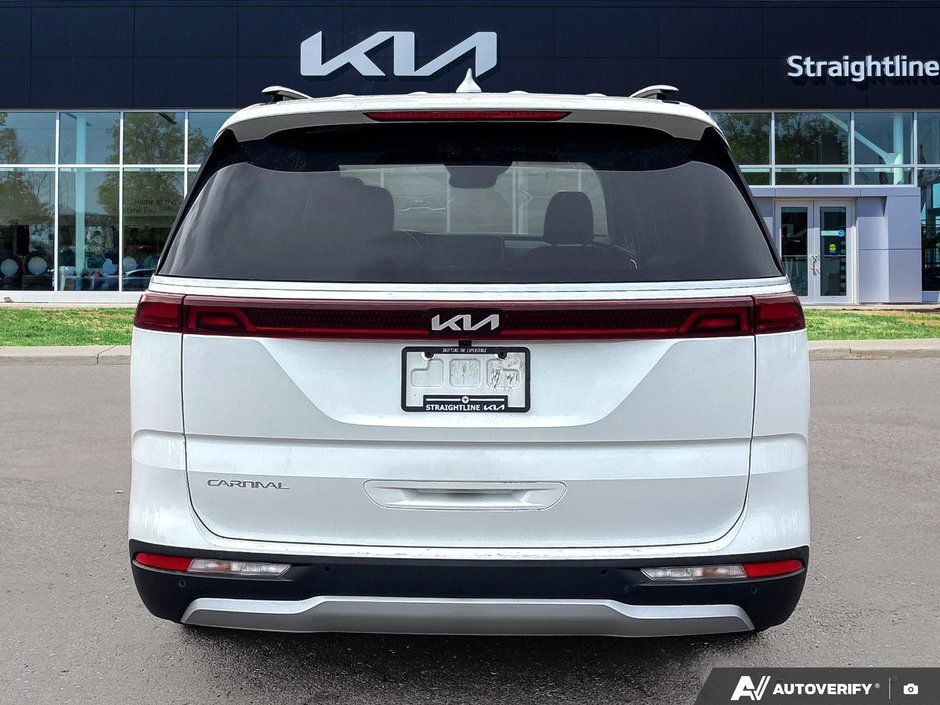 2024 Kia Carnival LX +-1