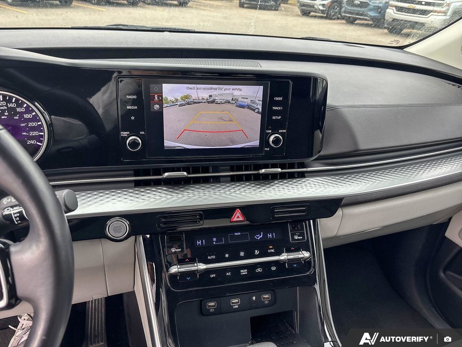2024 Kia Carnival LX +-5