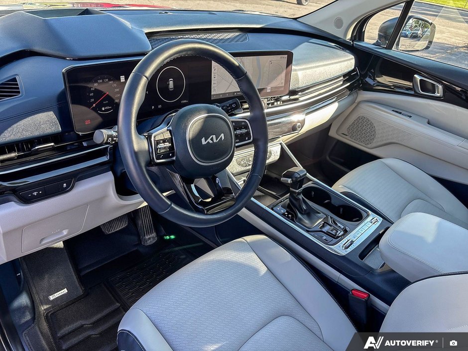 2025 Kia Carnival SX+-7
