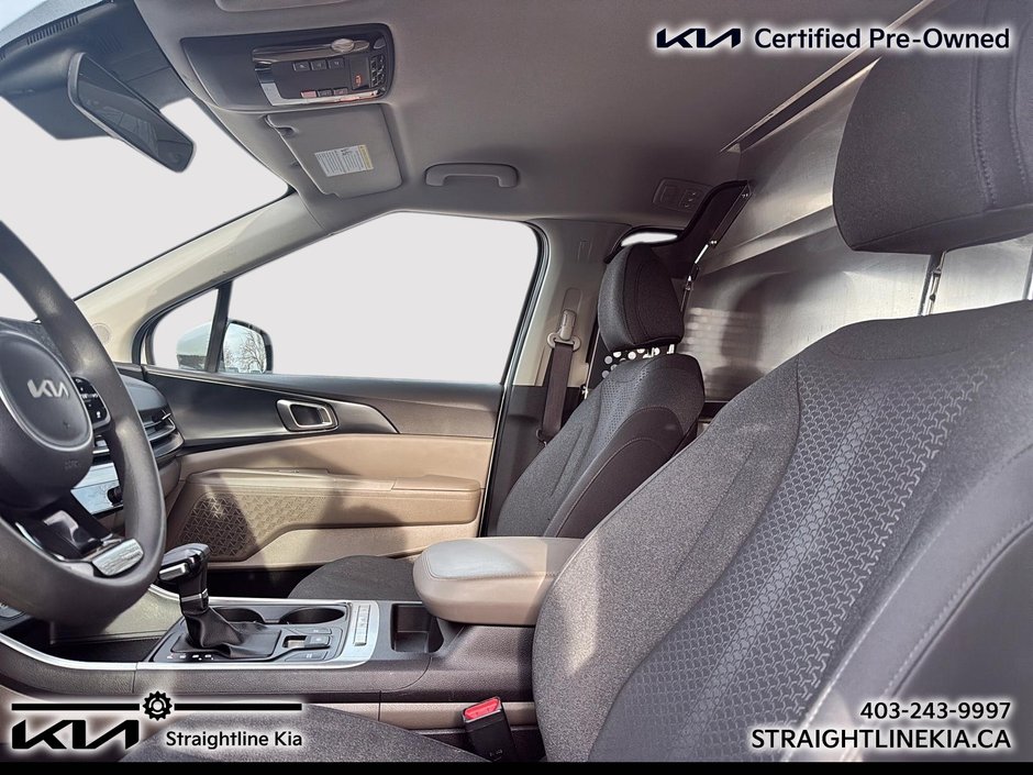 2025 Kia CARNIVAL LX-11
