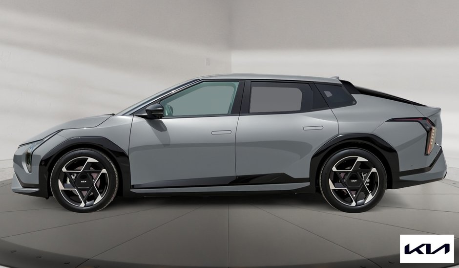 2026 Kia EV4 GT-Line *EV Range of 488 km*