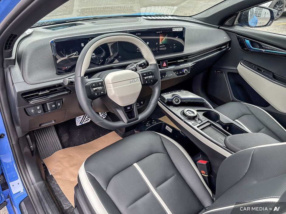 2025 Kia EV6 Land AWD w/ GT-Line Limited Pkg-6