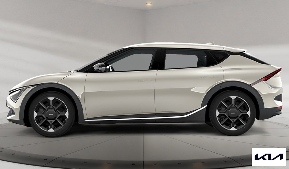 2025 Kia EV6 Land AWD w/ Premium Pkg *455 KM Range*
