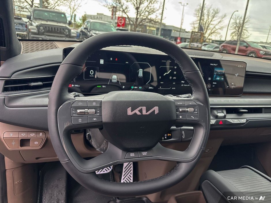 2026 Kia EV9 Land w/ GT-Line-7