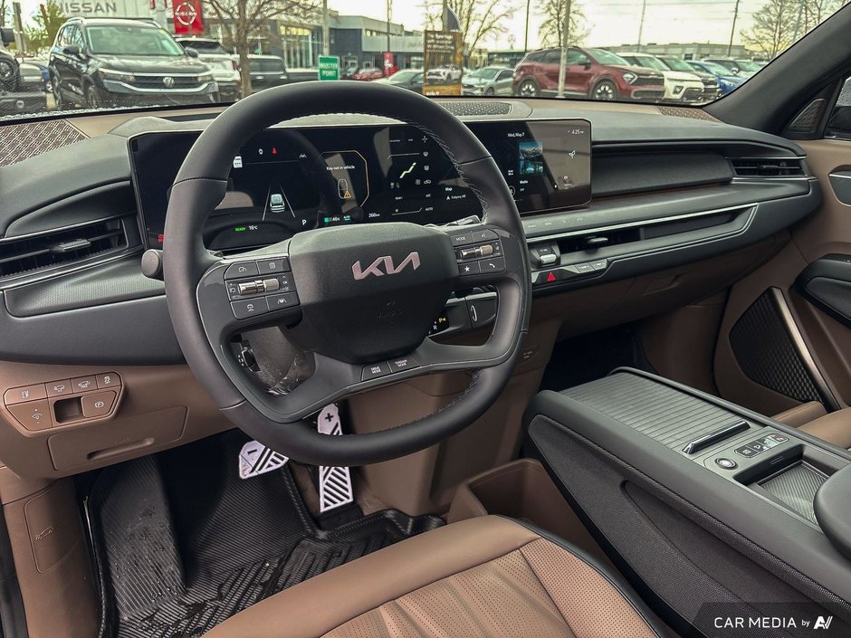 2026 Kia EV9 Land w/ GT-Line-6