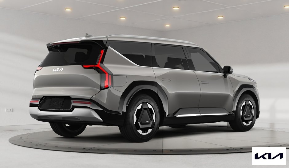 2026 Kia EV9 Land AWD w/ Premium Package **INCOMING UNIT** 455 KM EV Range