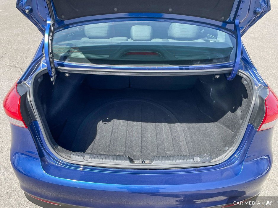 2018 Kia Forte LX +-6