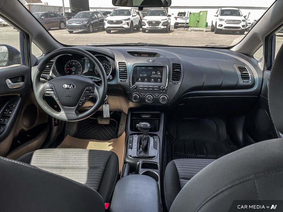2018 Kia Forte LX +-12