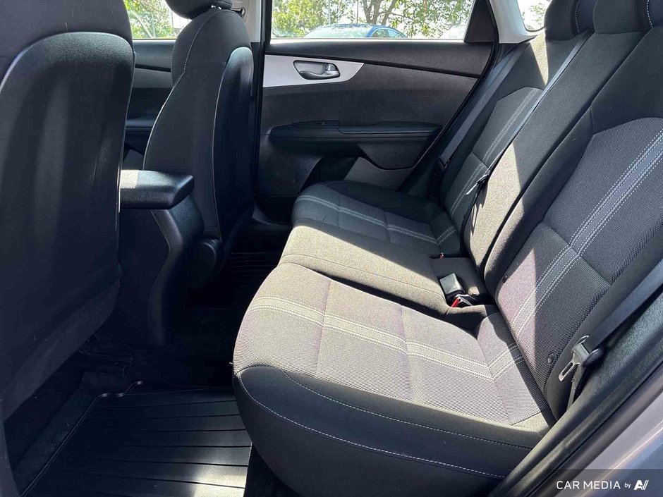 2022 Kia Forte LX-12