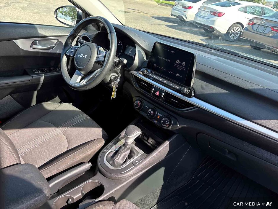 2022 Kia Forte LX-10