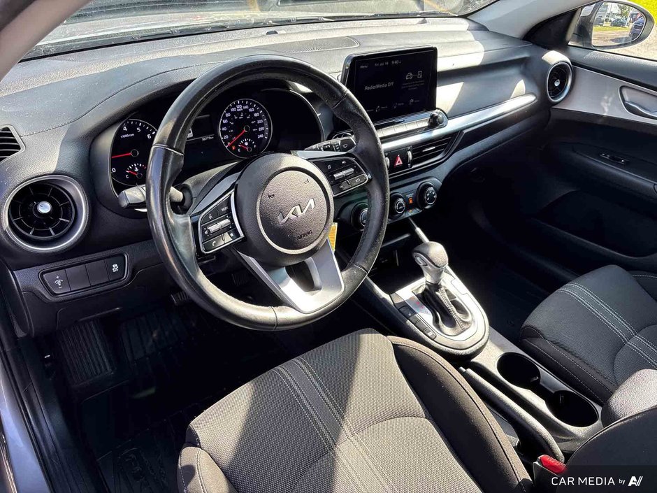 2022 Kia Forte LX-6