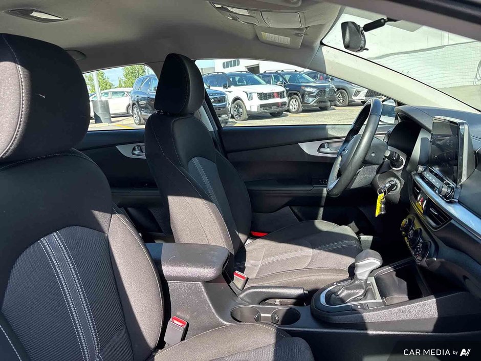 2022 Kia Forte LX-9