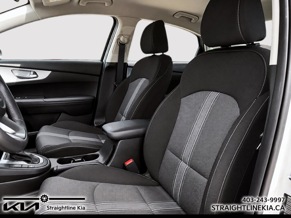 2023 Kia FORTE LX-8
