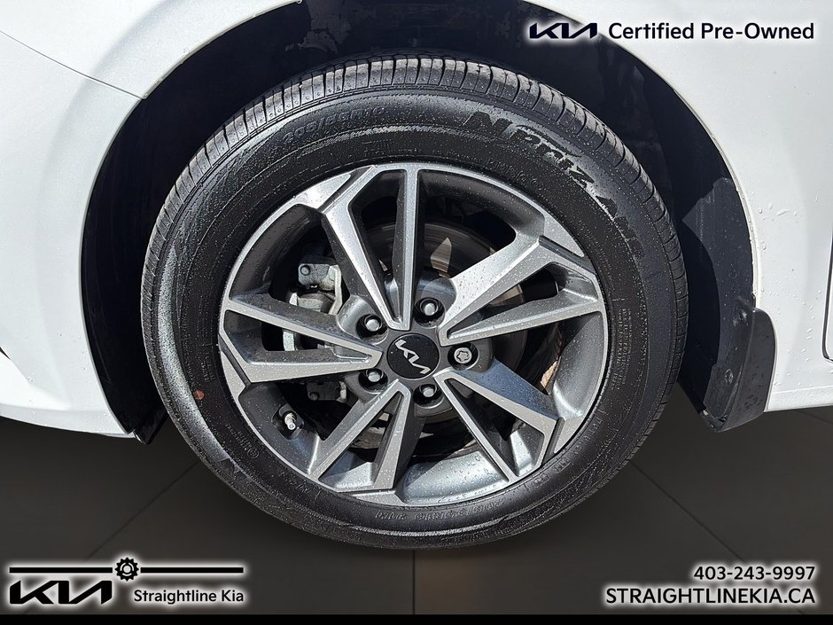 2022 Kia FORTE5 EX IVT-5