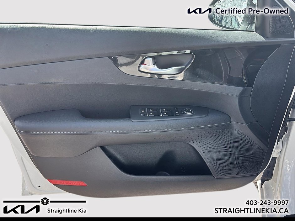 2022 Kia FORTE5 EX IVT-14