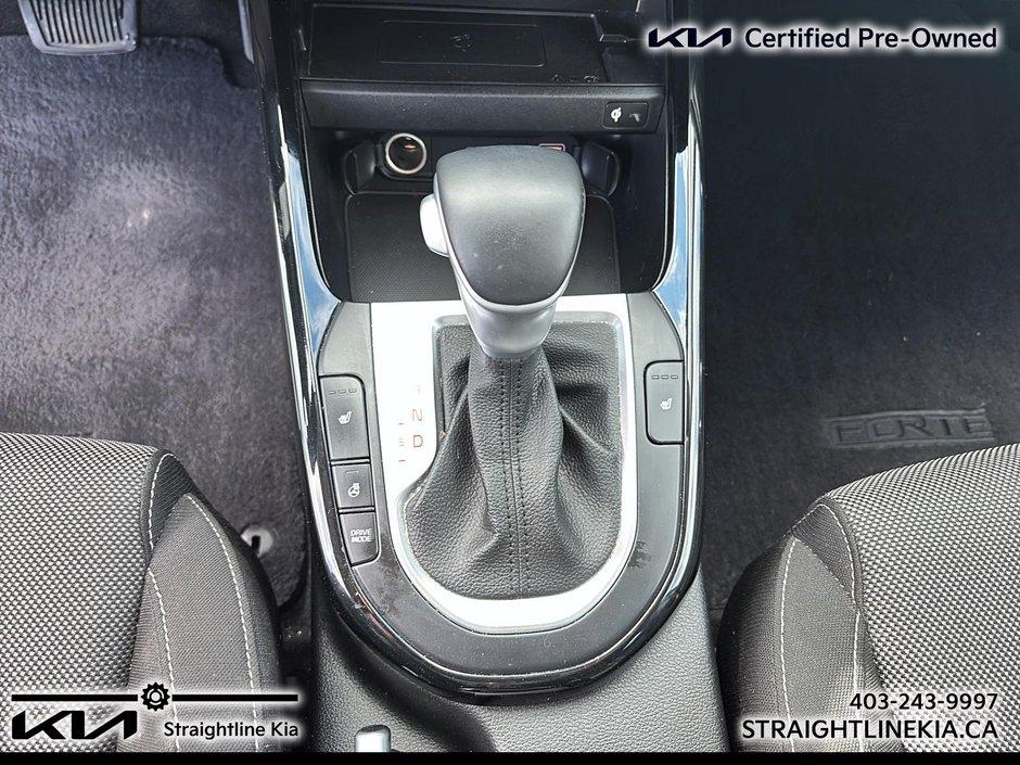 2022 Kia FORTE5 EX IVT-15