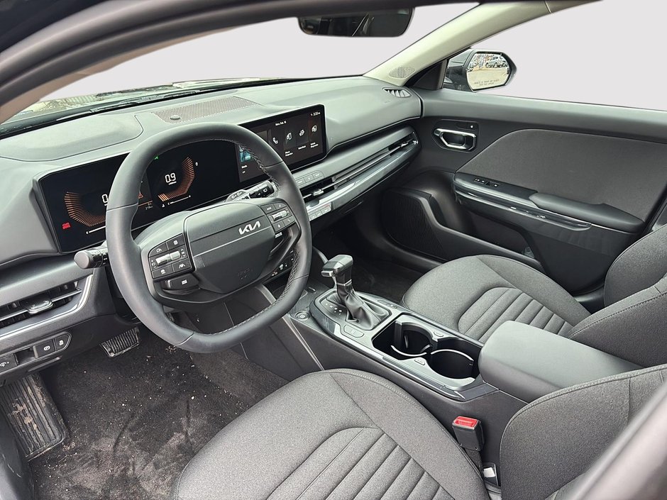 2026 Kia K4 Hatchback EX-9